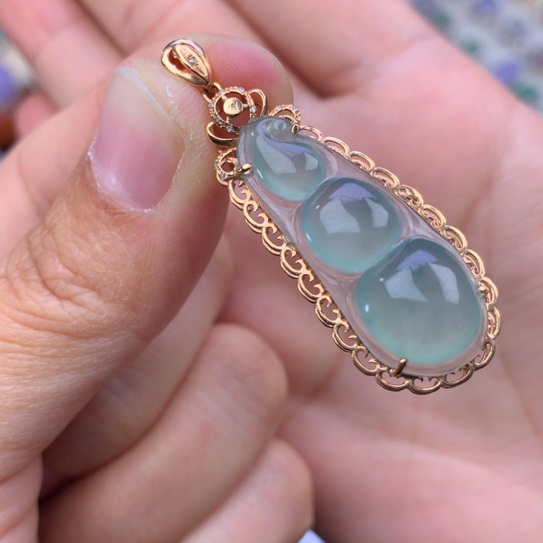 翡翠吊坠(不含链)18K金镶嵌