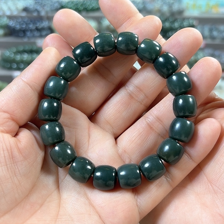 和田玉手链未镶嵌新疆沙枣青直切卡12