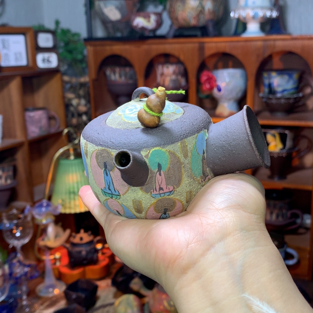 咕***滴陶｜敦煌千佛侧把壶