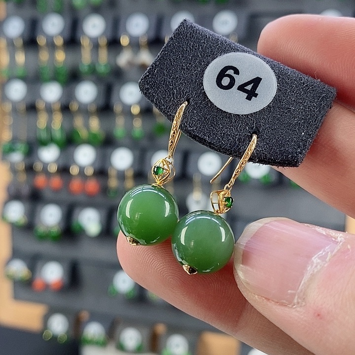 和田玉耳饰18K金镶嵌