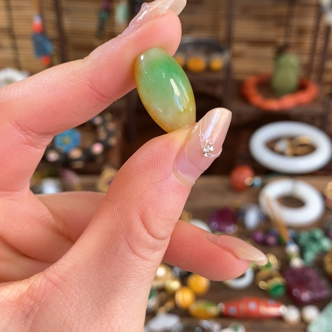 宠***科翡翠散珠漂亮漂亮漂亮漂亮漂亮漂亮