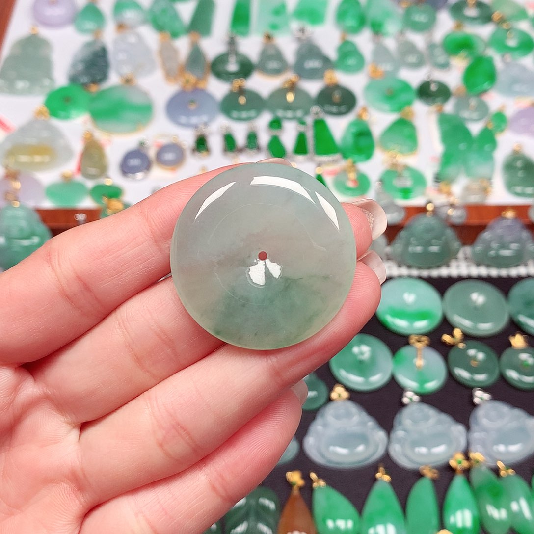 翡翠颈饰未镶嵌天然翡翠A货