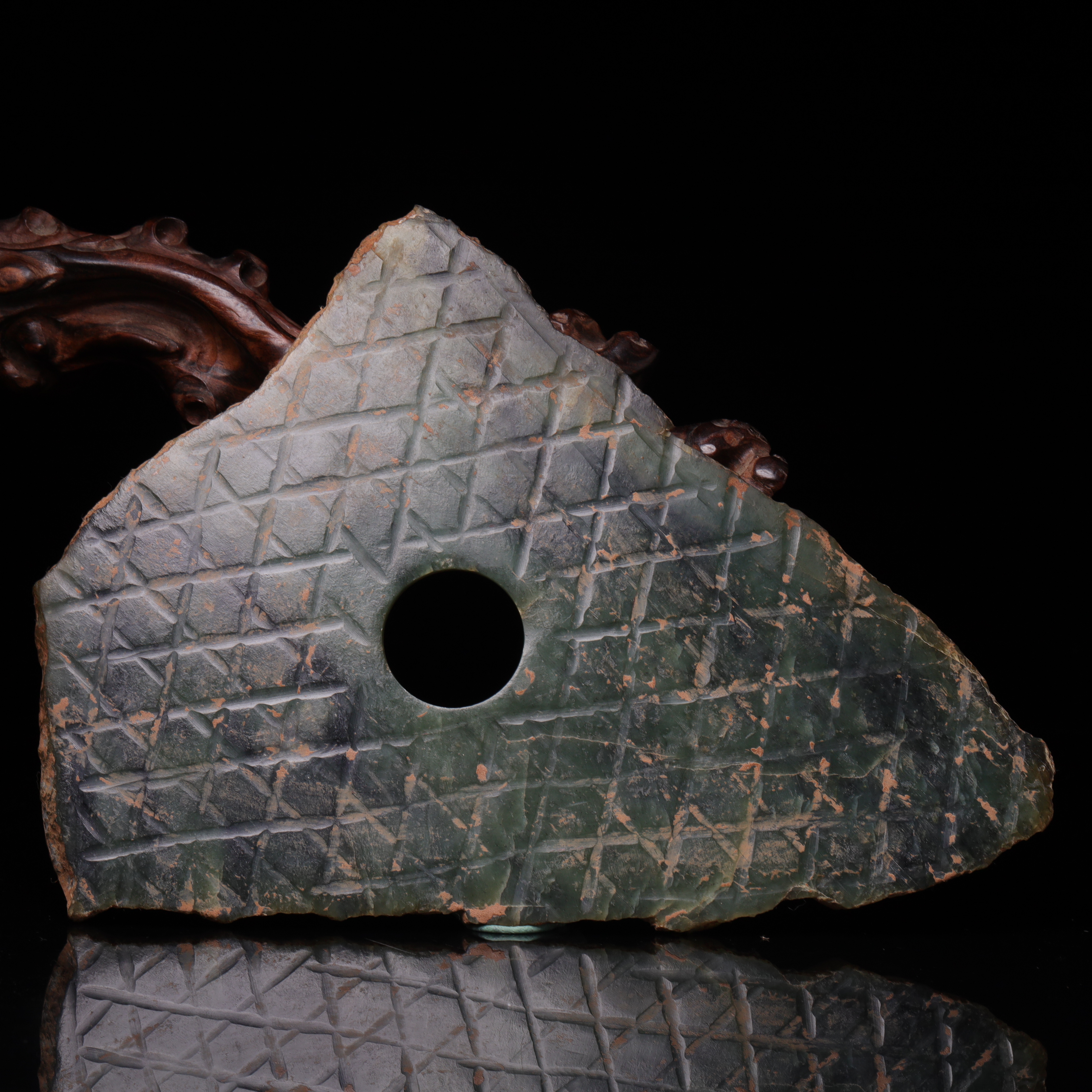 明代和田玉蒲纹玉片（残）