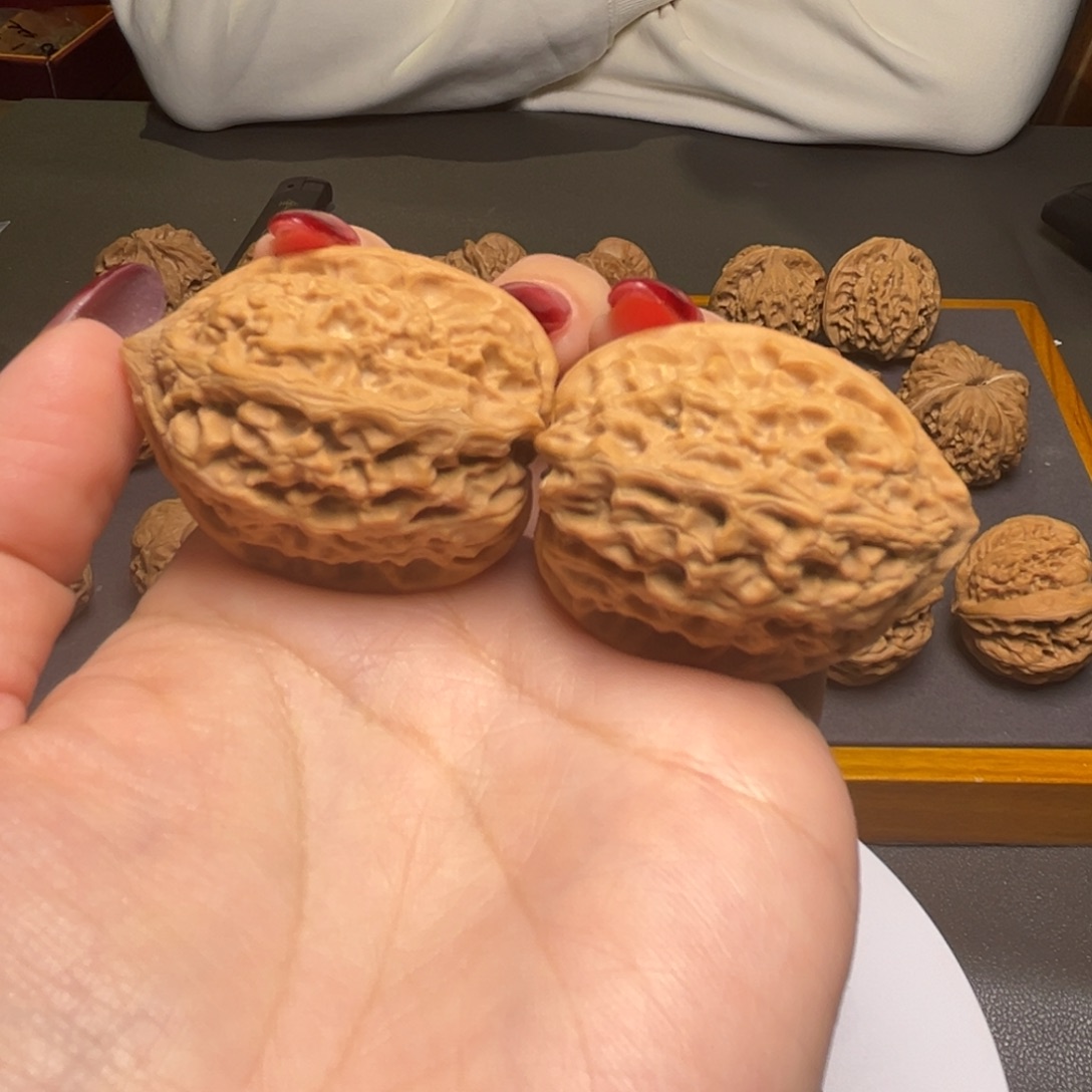 桃核吊坠沈鸡核桃