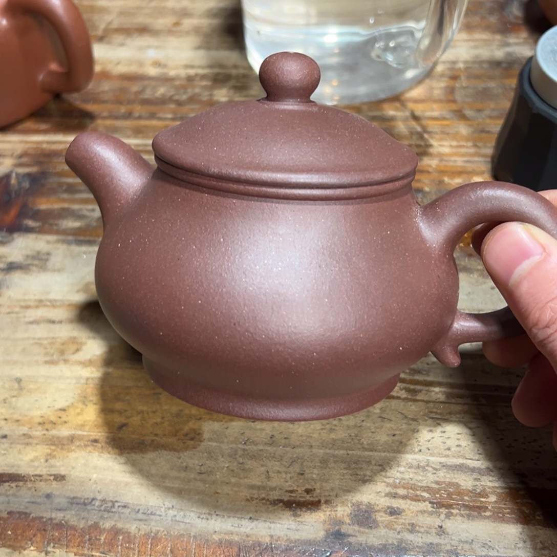茶壶紫砂紫砂的味道很