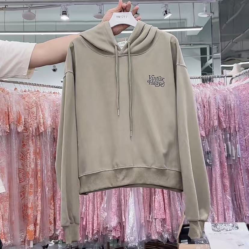 【YZ•衣系列】NN1217-时尚女装设计感卫衣百搭休闲宽松重工设计师