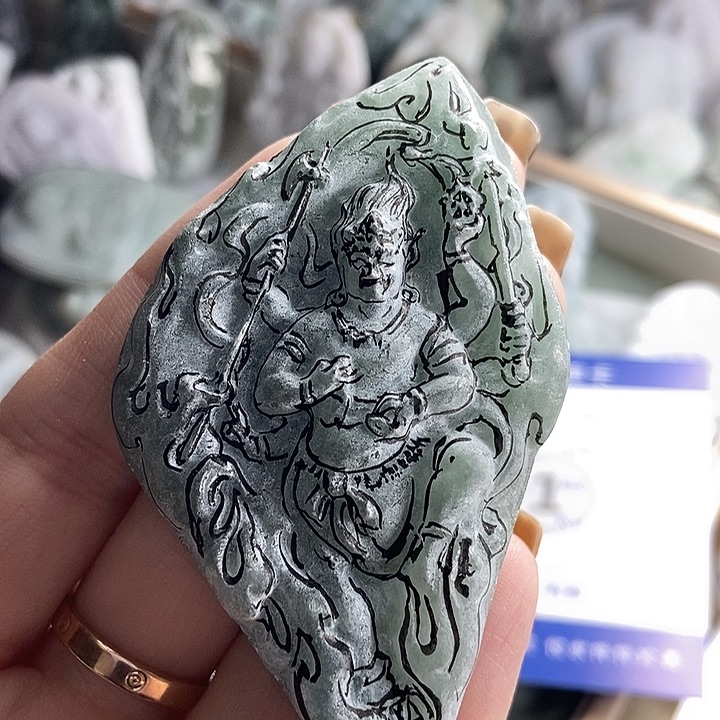 定制翡翠未镶嵌吊坠