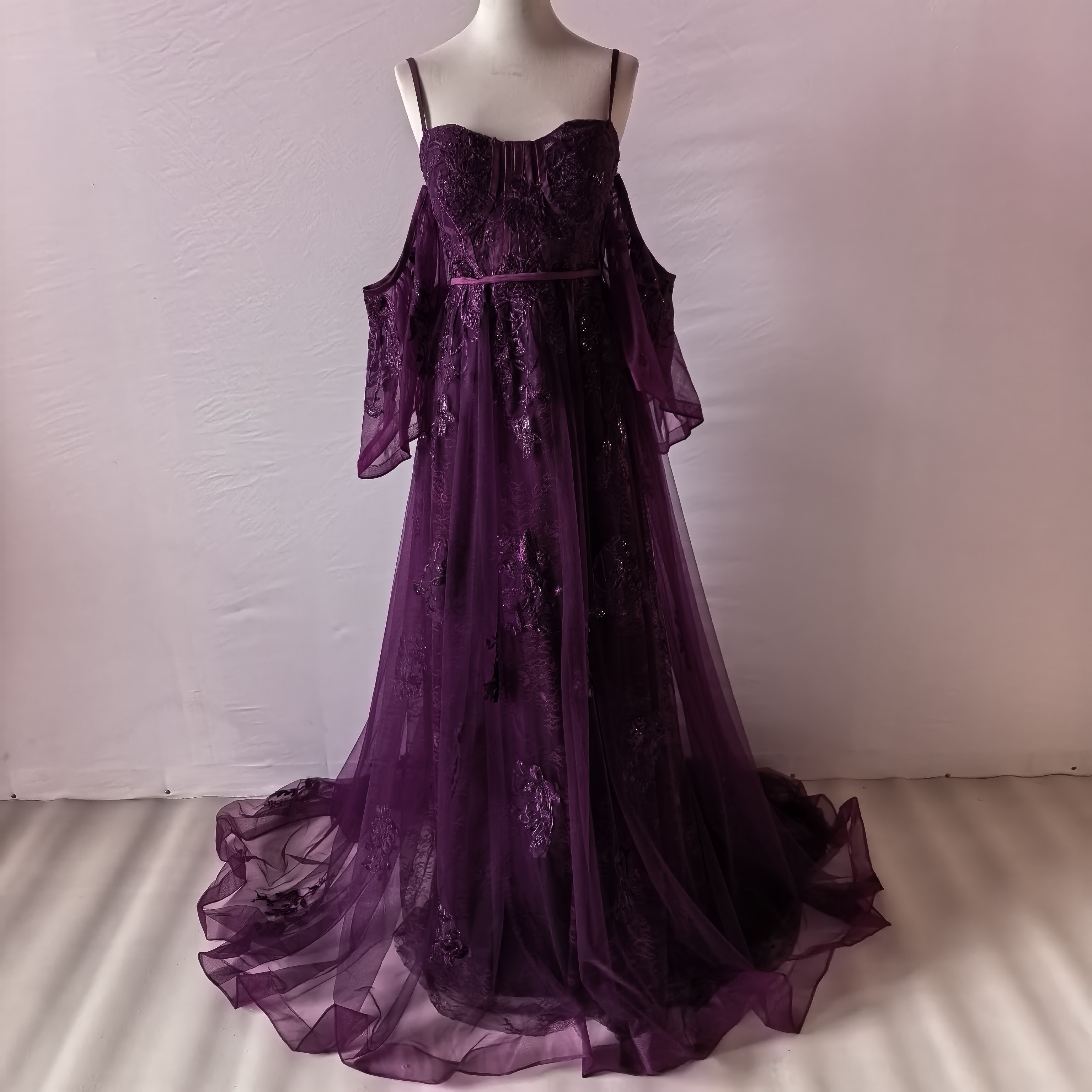  s码 吊带 落肩袖可以拆卸 公主风 前裙长156㎝