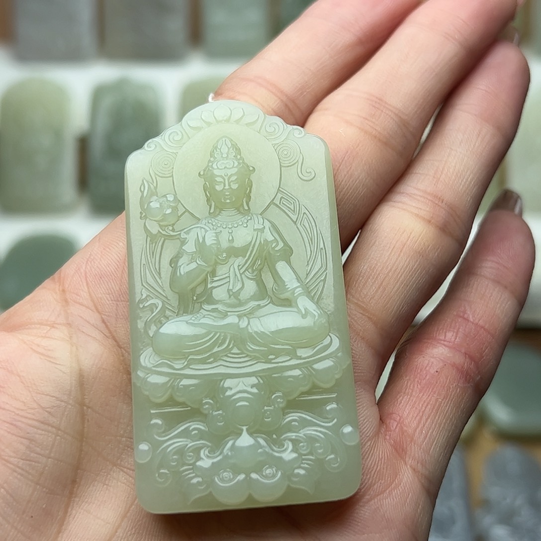 和田玉未镶嵌颈饰