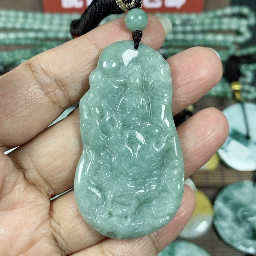 【闪购商品】翡翠颈饰未镶嵌玉吊坠翡翠玉随性御龙悟道