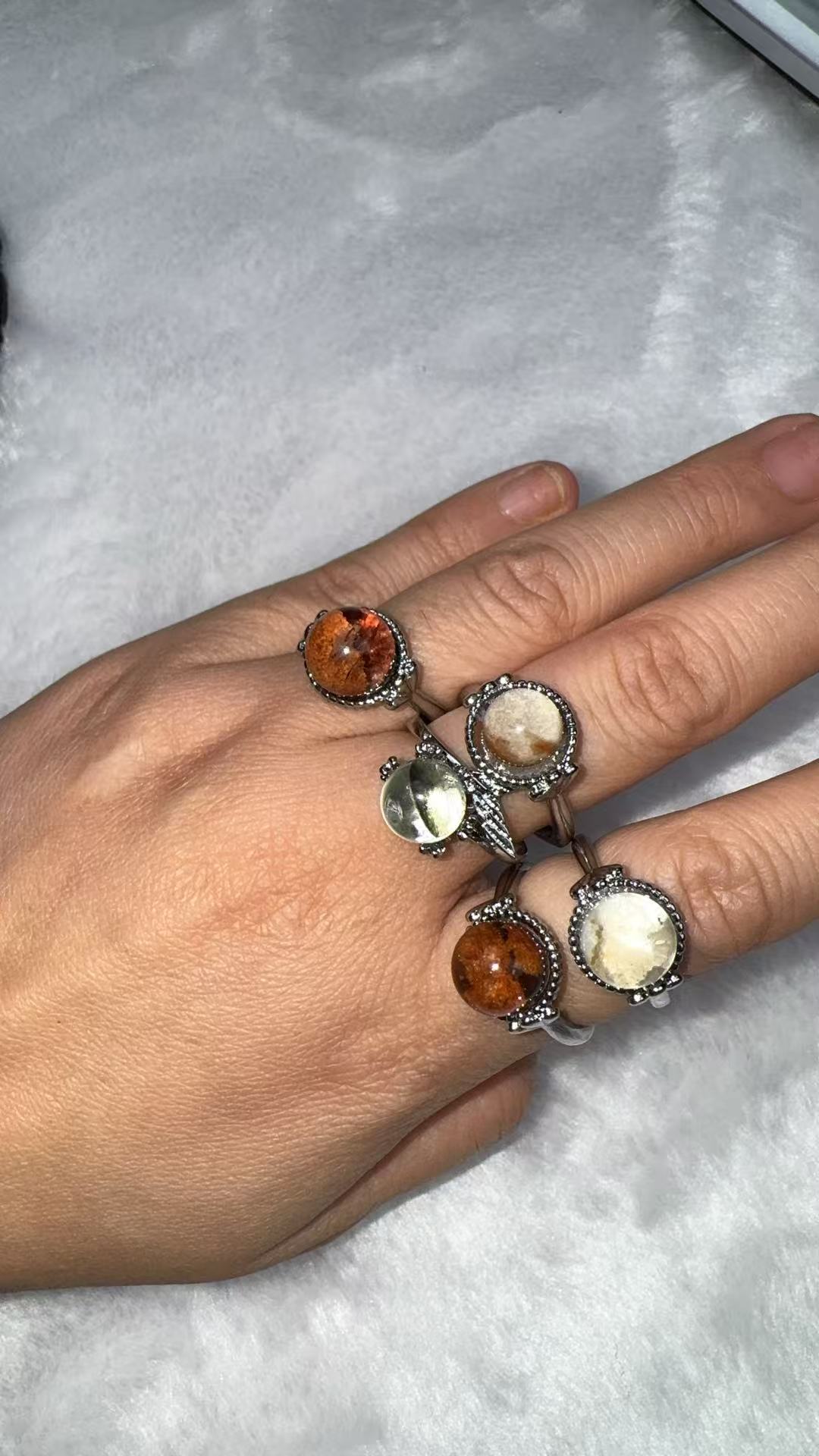 【三少人文晶典】【拍一发一可调节】天然四季幽灵带景戒指