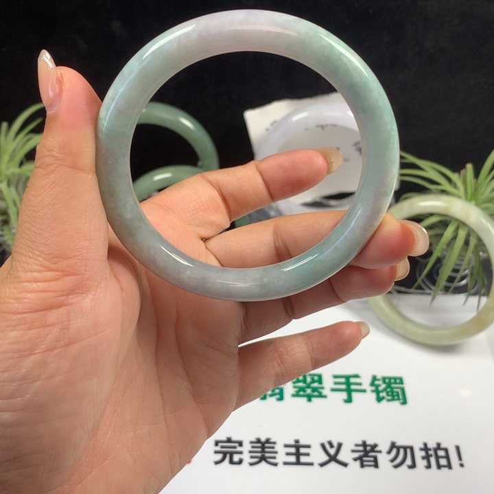 翡翠未镶嵌手镯6号