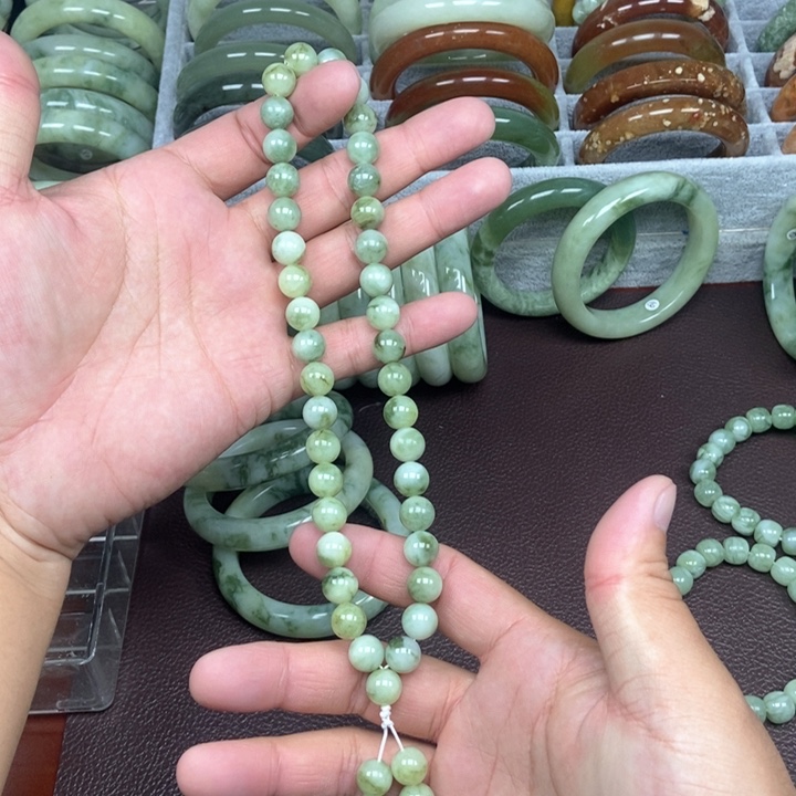 蛇纹石玉手链未镶嵌