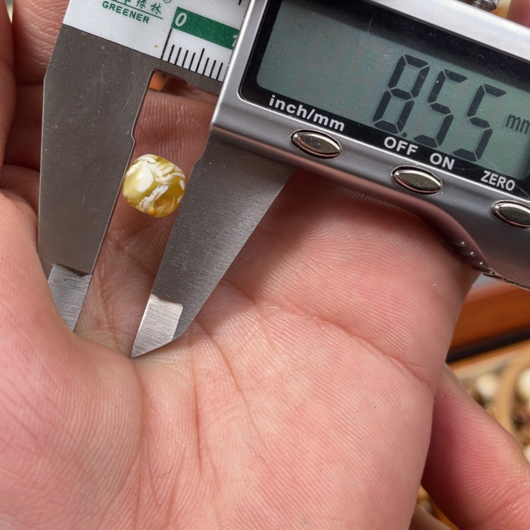 琥珀未镶嵌珠宝奇石微瑕