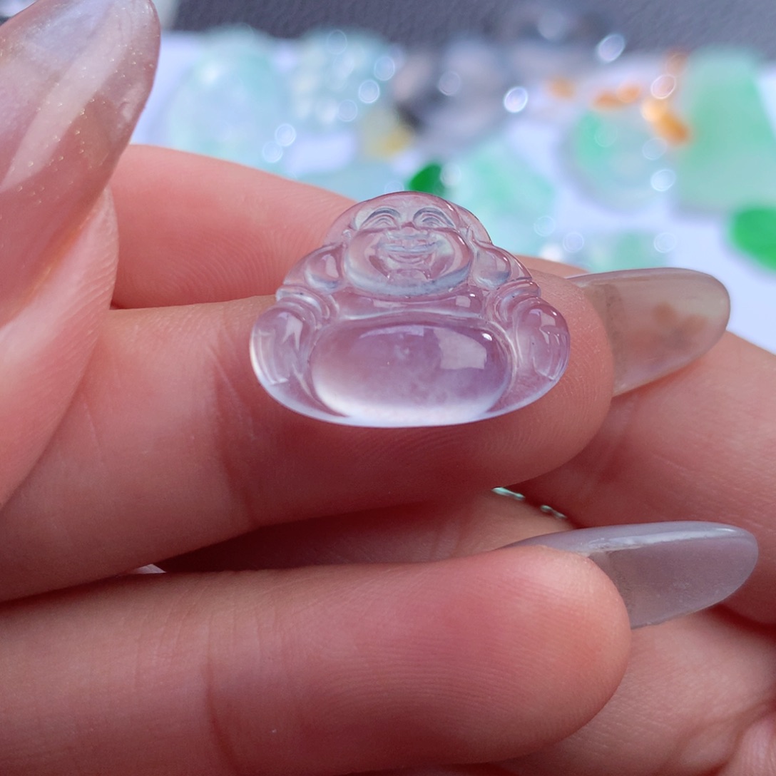 翡翠未镶嵌颈饰缅甸