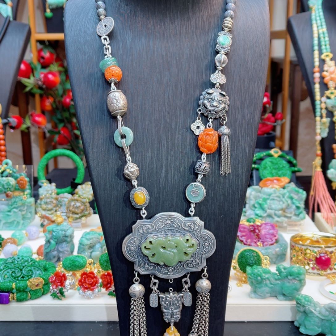 翡翠颈饰未镶嵌48小时鉴赏期