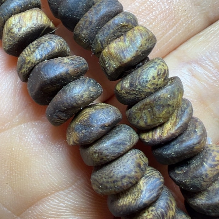 沉香沉香碎屑沉浮乌身0.8树丁单圈7.3克