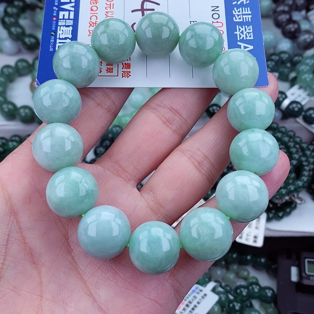 翡翠毛衣链未镶嵌
