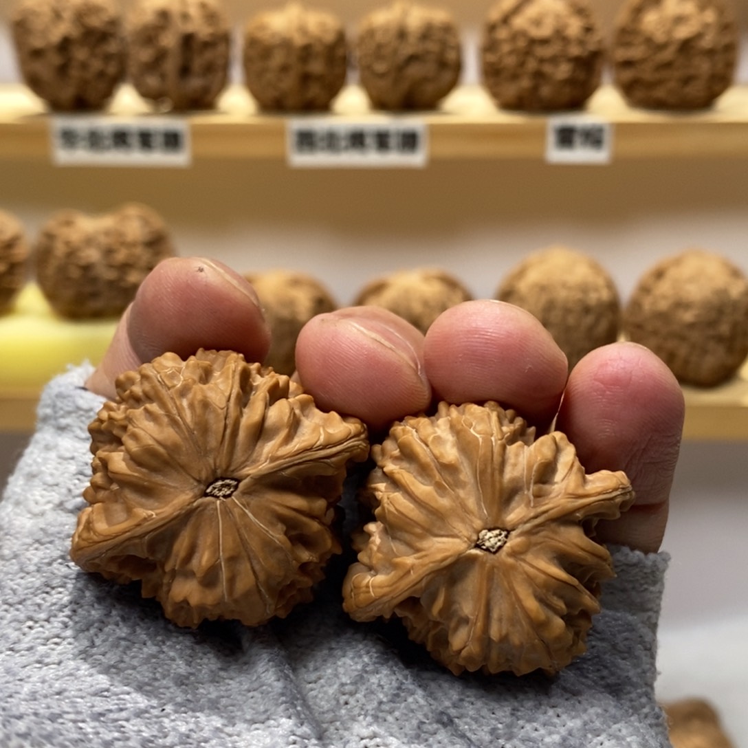 过***天文玩核桃吊坠37尺寸全品磨盘正磨