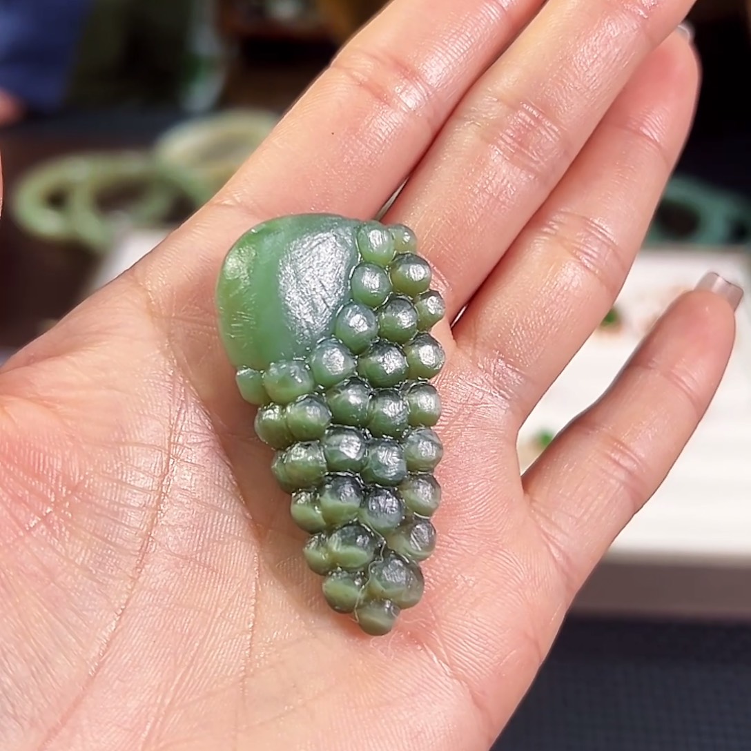 和田玉（碧玉）未镶嵌颈饰