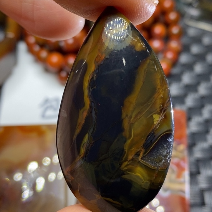 玛瑙/玉髓颈饰未镶嵌