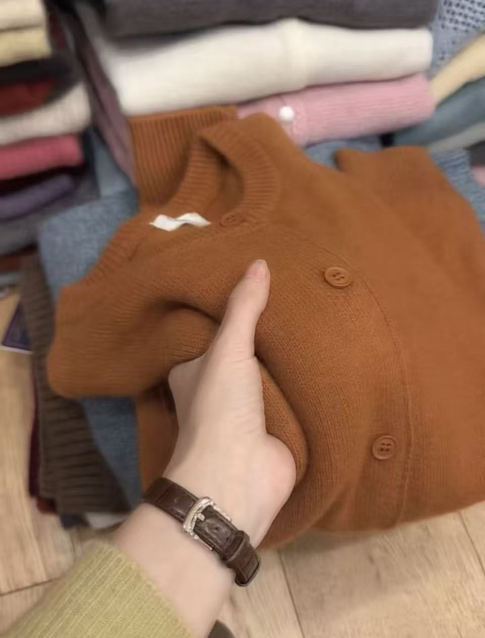 七言家巨好看   #韩系南瓜橘绒感软糯毛衣开衫109