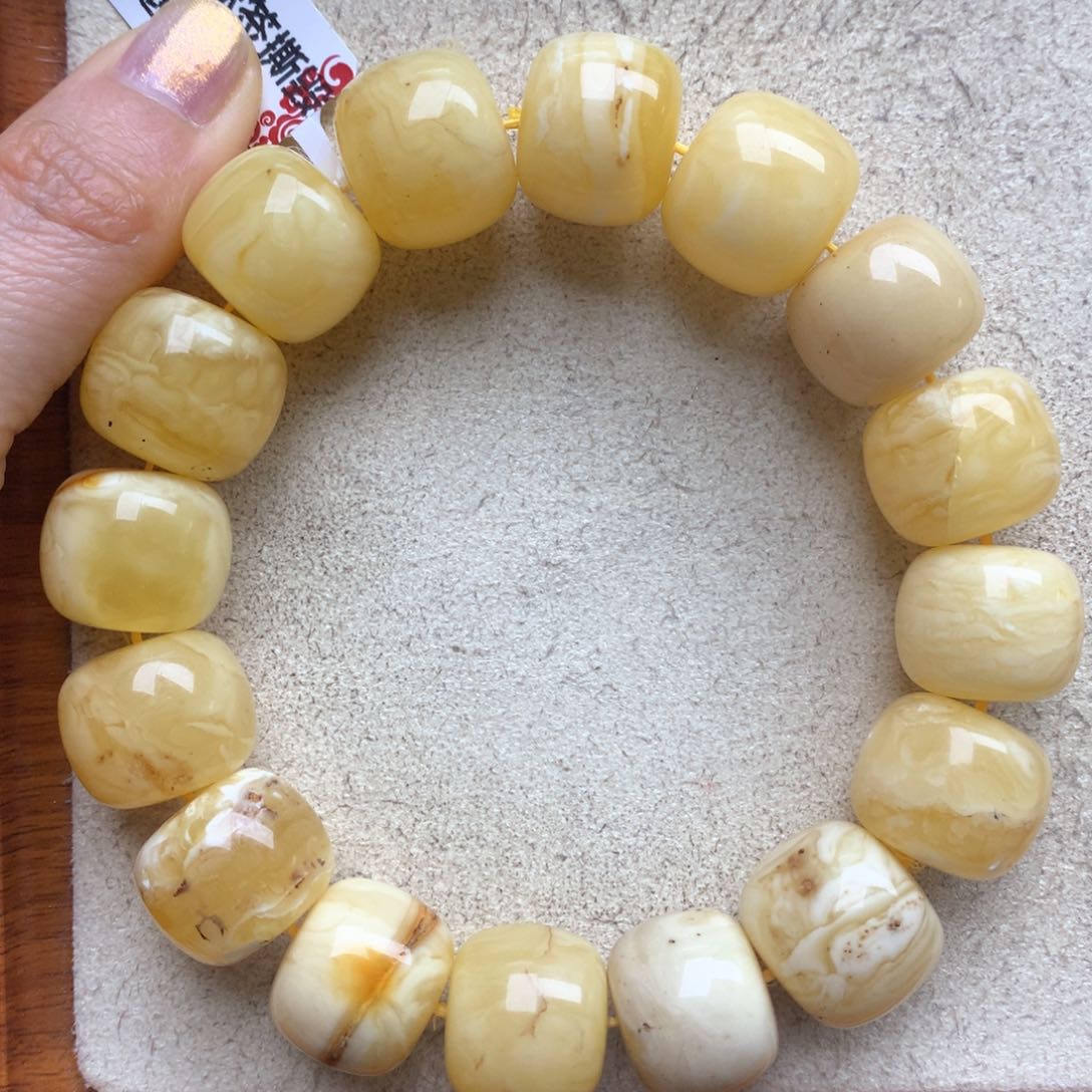 蜜蜡珠宝奇石未镶嵌30