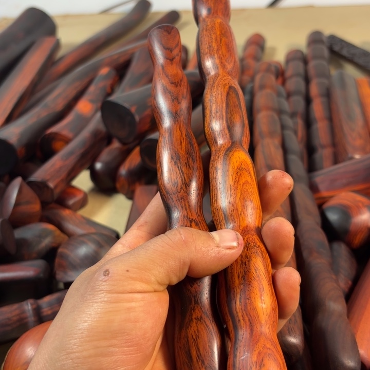 十***书大叶紫檀（黑酸枝木类）