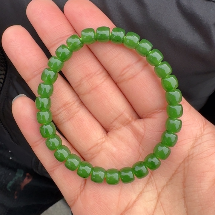 和田玉未镶嵌手串