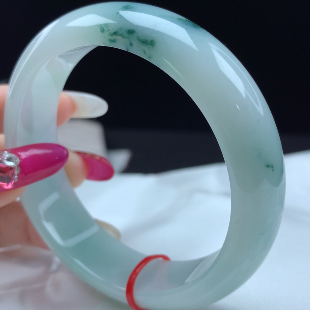 未镶嵌手镯翡翠97084，