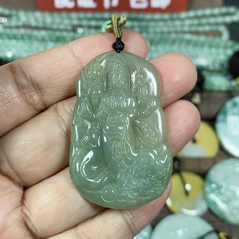 【闪购商品】翡翠颈饰未镶嵌玉吊坠翡翠玉随性御龙千手观音