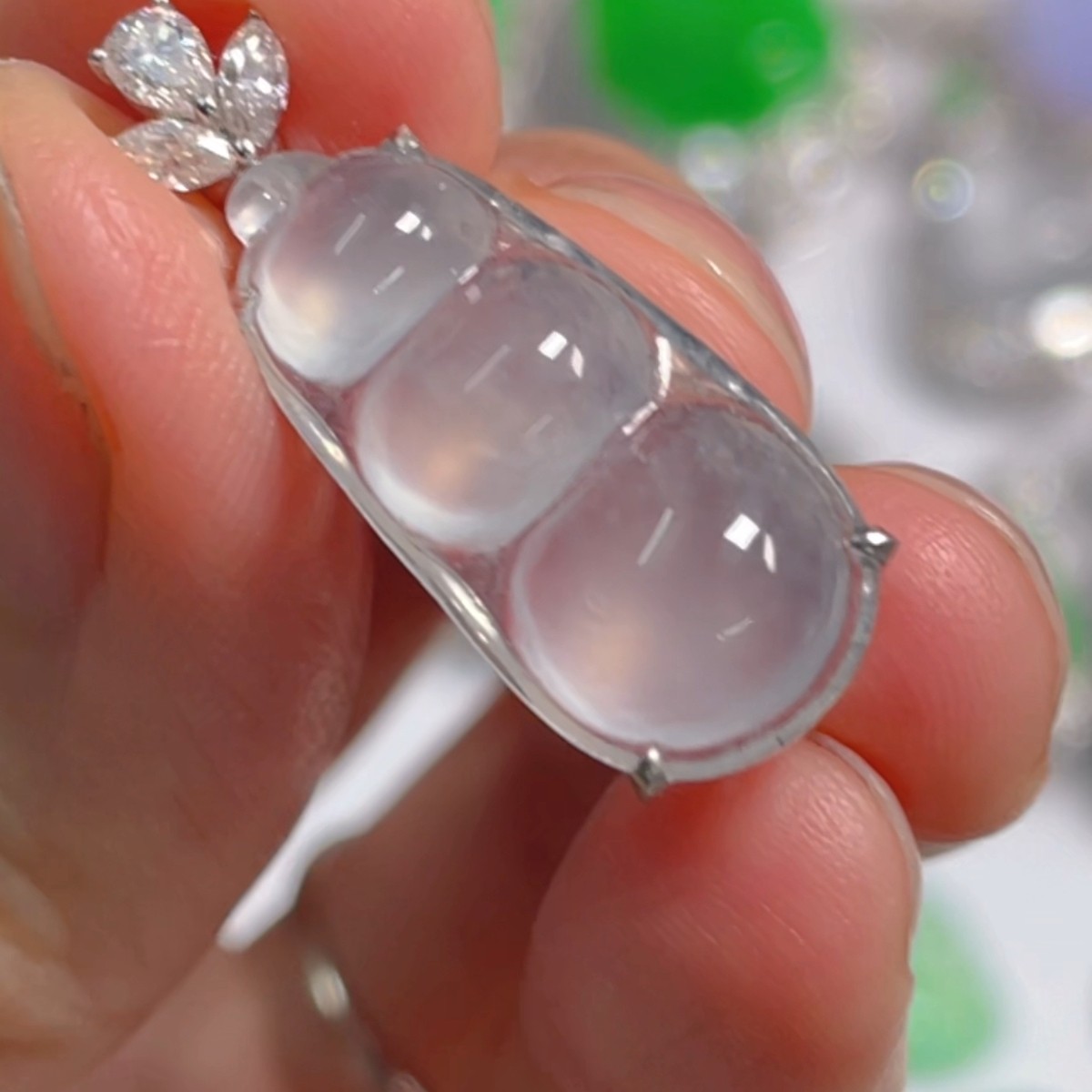 天然缅甸翡翠A货高冰福豆品质优良寓意美好冰透精美