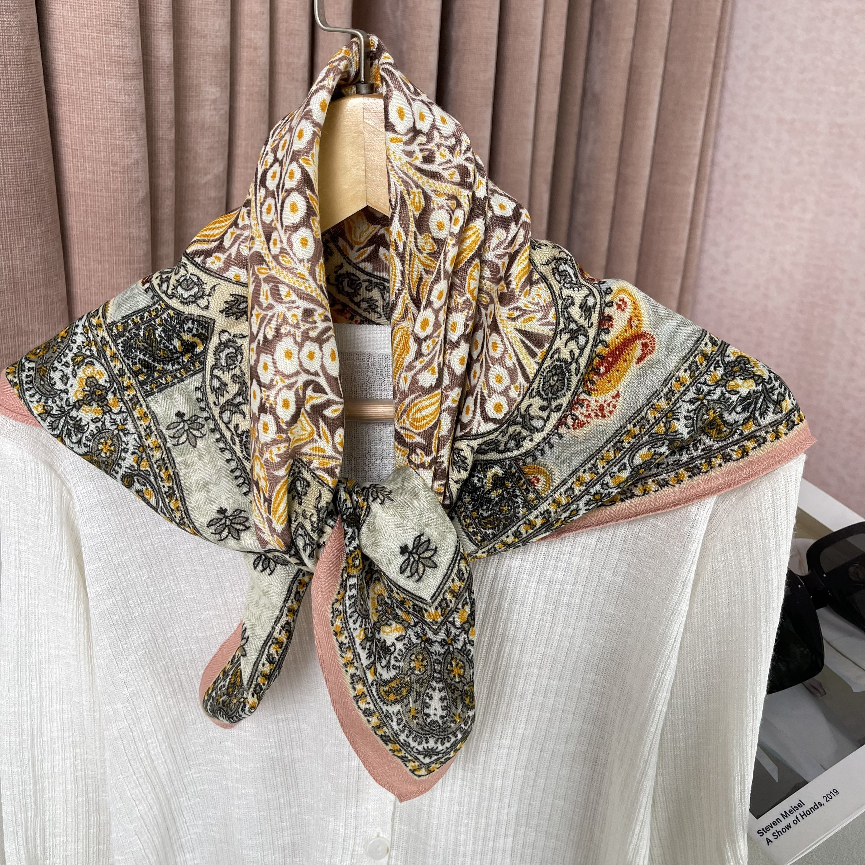 【丝雨聚美】2025新款小方巾民族风腰果花丝巾时尚百搭