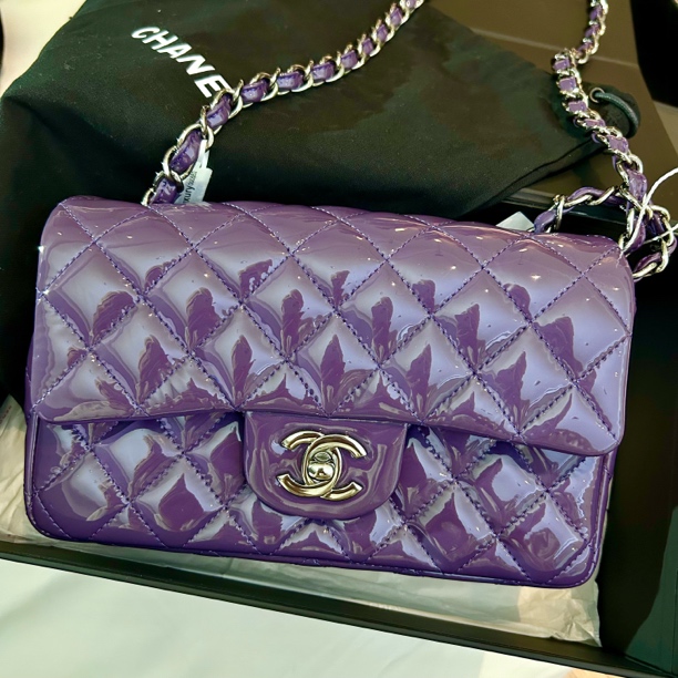 99新 Chanel/香奈儿 多多奢品/香奈儿漆皮大mini斜挎/98新包展