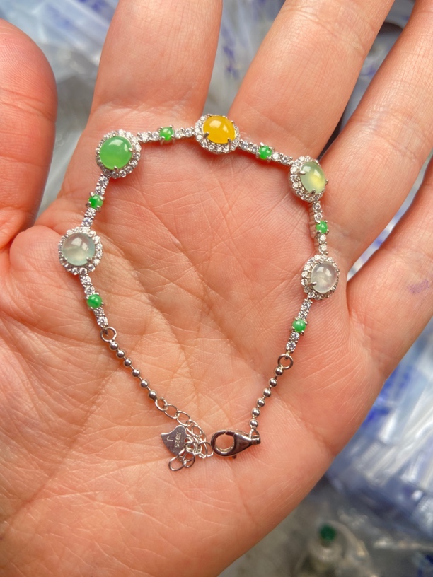 天然缅甸翡翠A货，925银镶嵌冰三彩手链