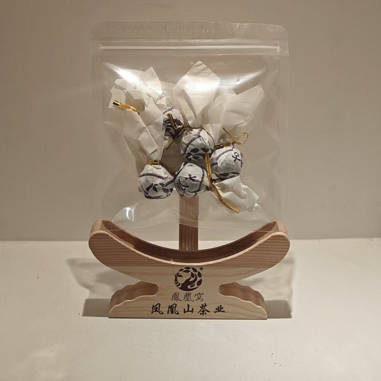 2019年凤凰窝·凤凰古龙珠生茶