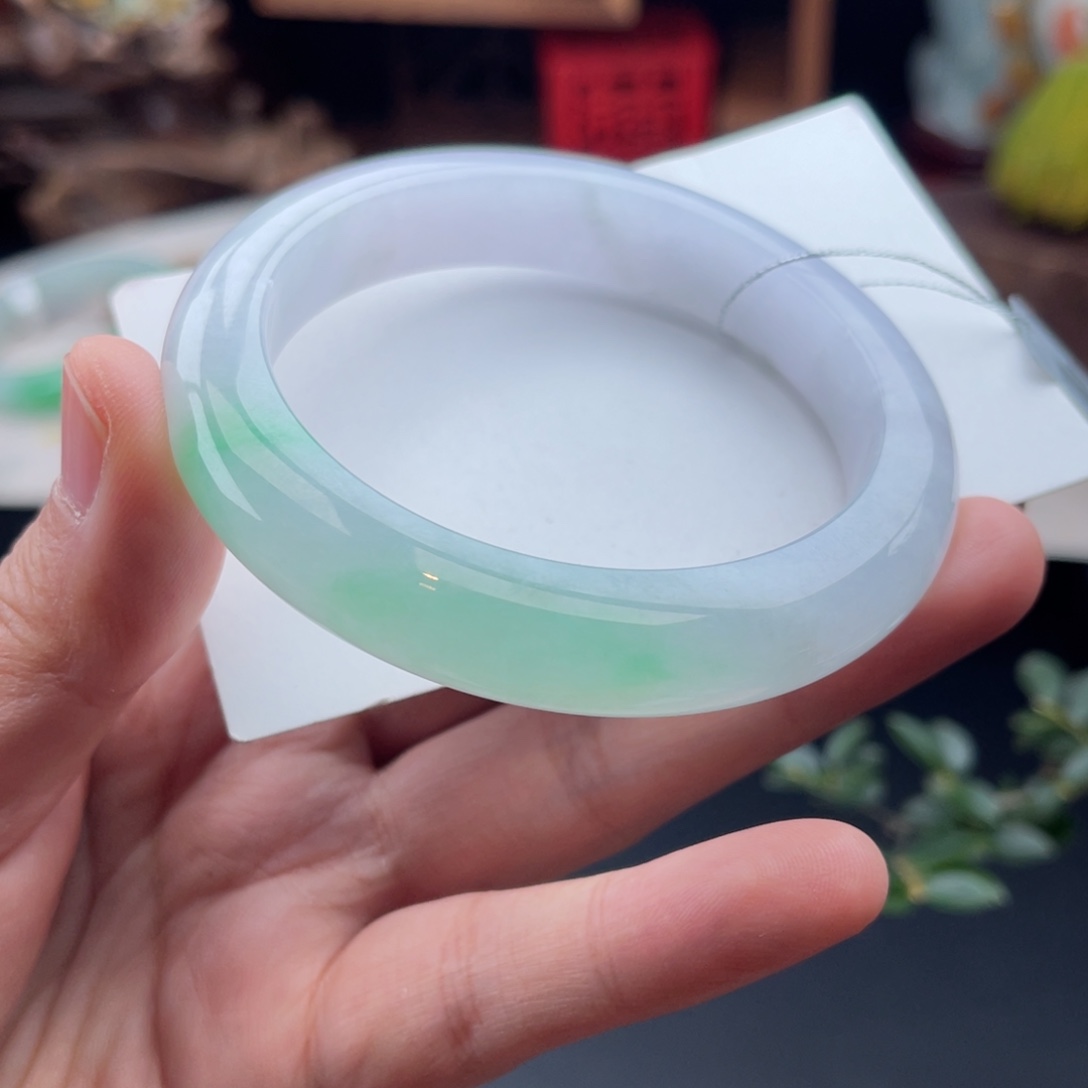 未镶嵌手镯翡翠春彩