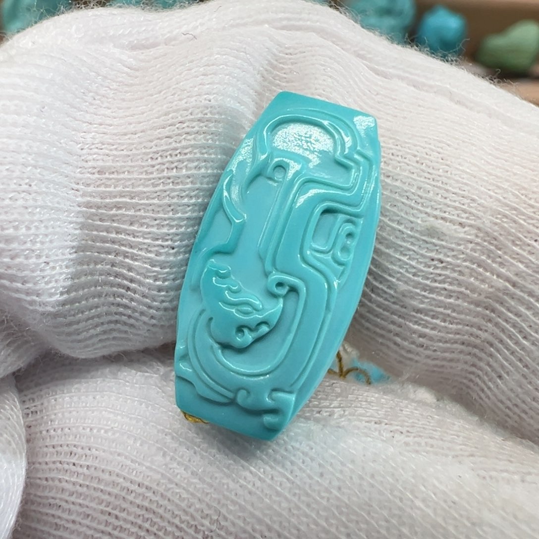 绿松石配饰未镶嵌