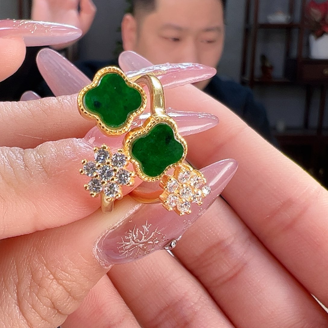 翡翠戒指银S925镶嵌多样性发货一个