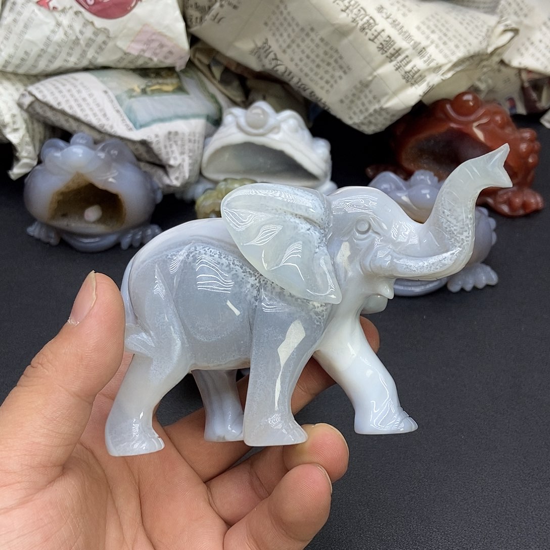 玛瑙/玉髓未镶嵌珠宝奇石