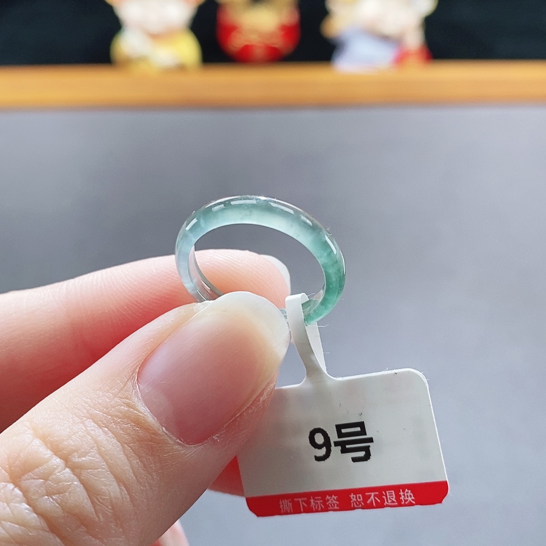 翡翠未镶嵌手镯02