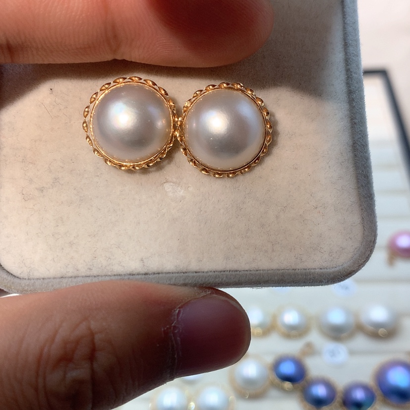 【闪购商品】耳饰拼合珍珠（马贝珠）18K金镶嵌