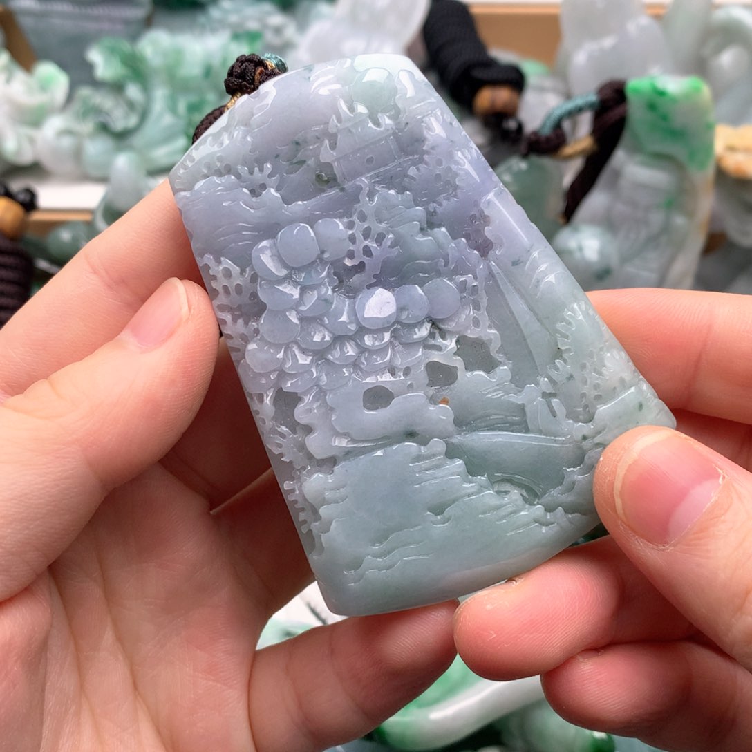 吊坠(不含链)未镶嵌翡翠