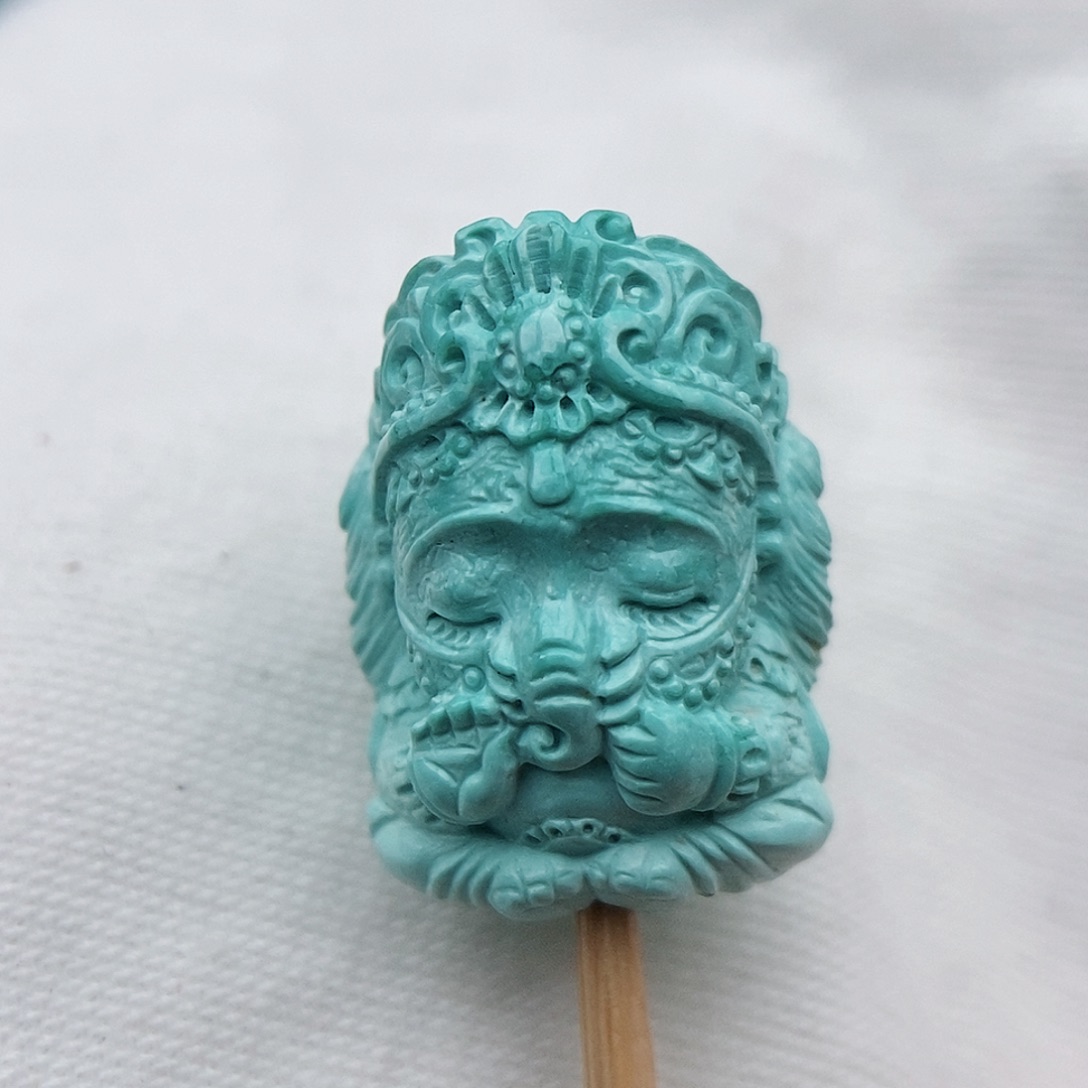 绿松石颈饰未镶嵌