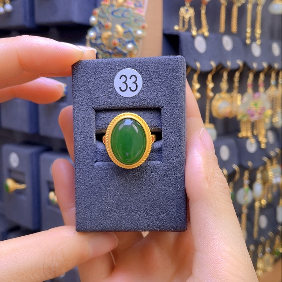 和田玉戒指银S925镀金镶嵌