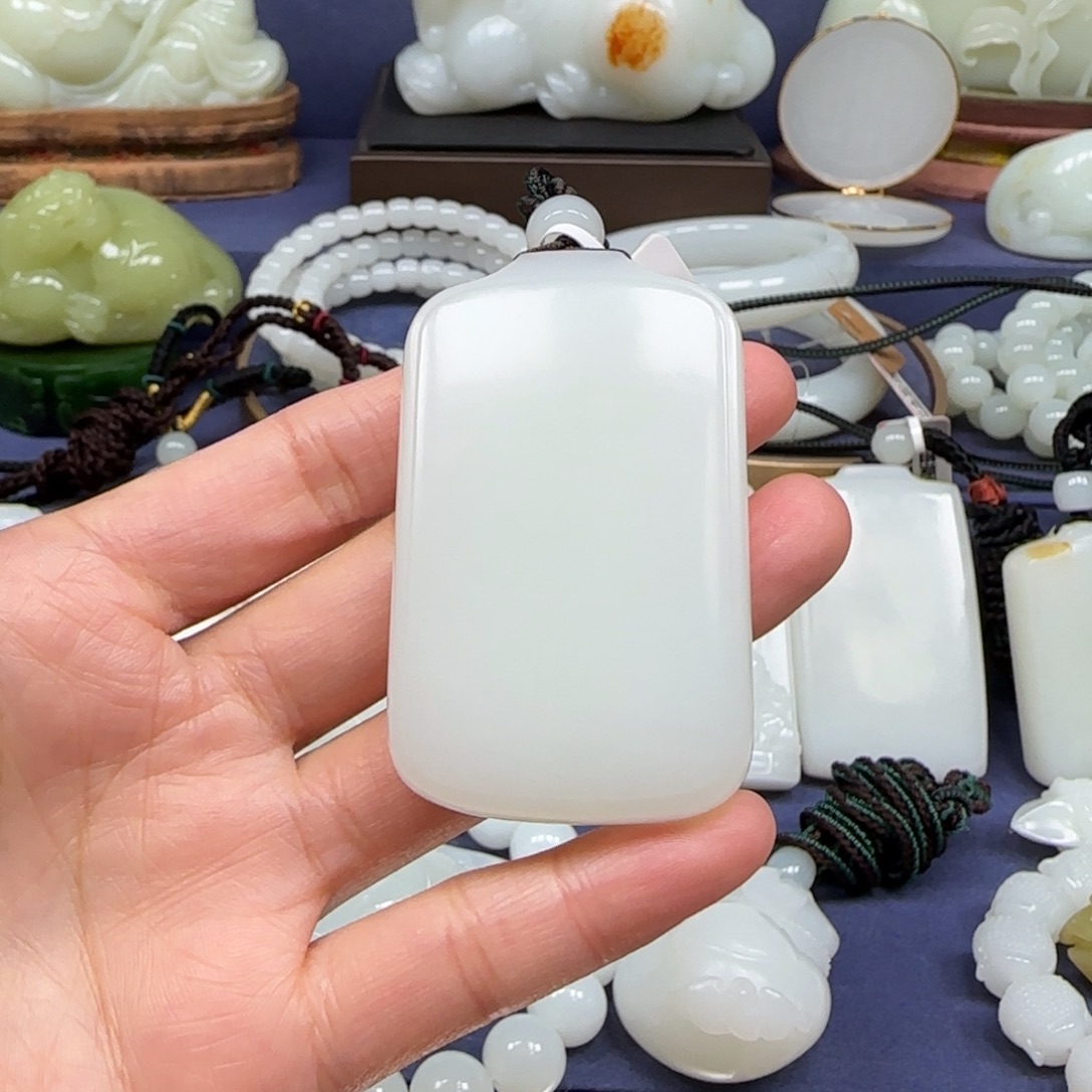 星***1和田玉未镶嵌挂件