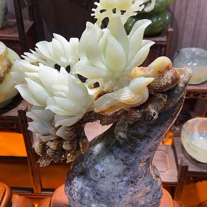 蛇纹石玉（覆膜）珠宝奇石合金