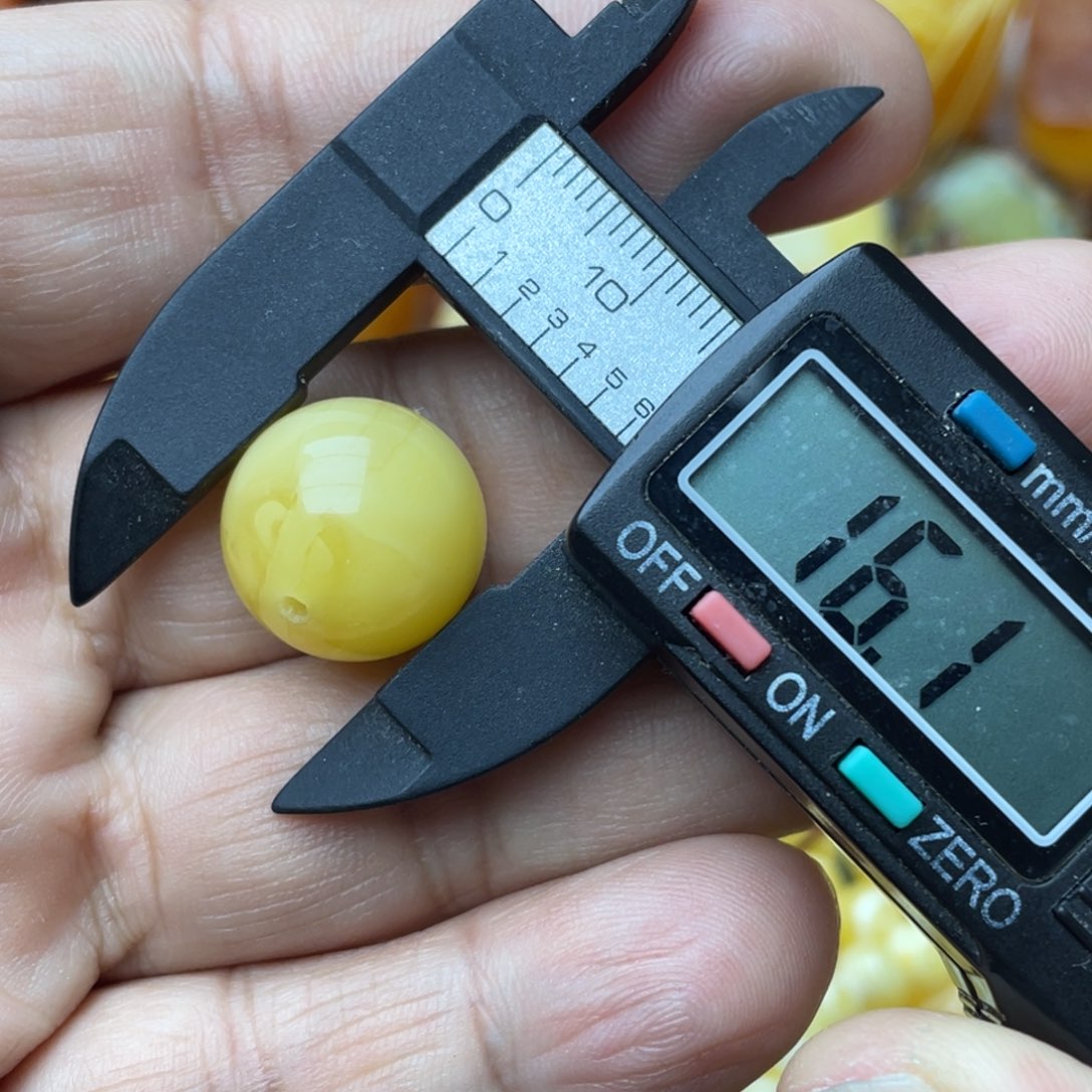 蜜蜡颈饰未镶嵌蜜蜡珠子
