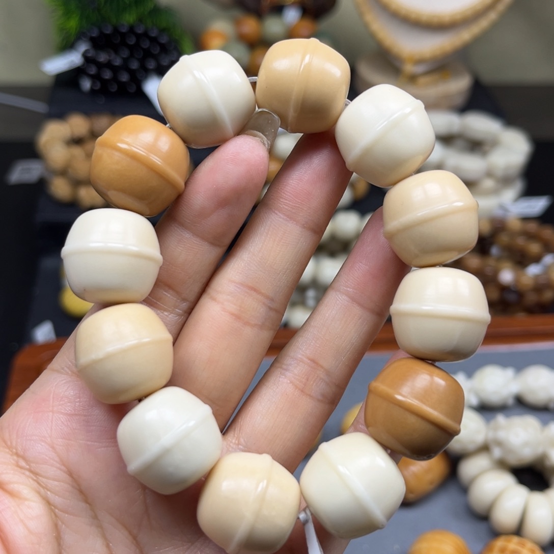 菩提根/象牙果吊坠1.15.117铃铛微瑕