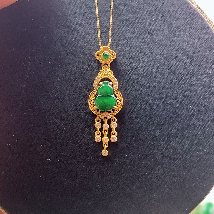 翡翠吊坠(赠链)银S925镀金镶嵌翡翠镶嵌葫芦吊坠
